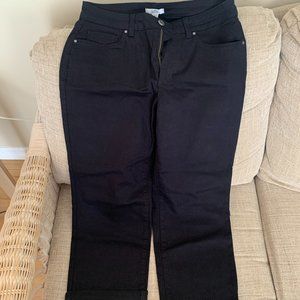 NWOT croft & barrow midrise cuffed black Capri size 8